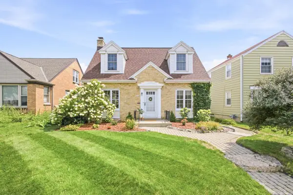3162 S 28th STREET, Milwaukee, WI 53215