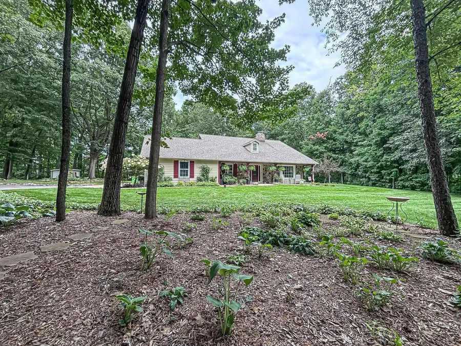 28812 Grove LANE, Waterford, WI 53185 - #2