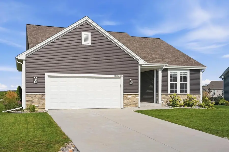 W218N16071 Tiger Lily DRIVE, Jackson, WI 53037 - #2
