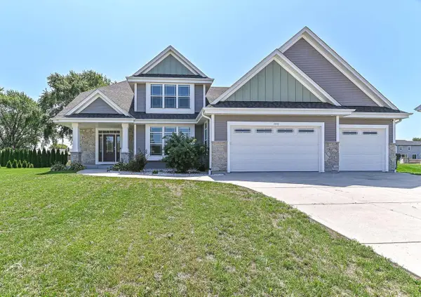 1515 E Maple View DRIVE, Oak Creek, WI 53154