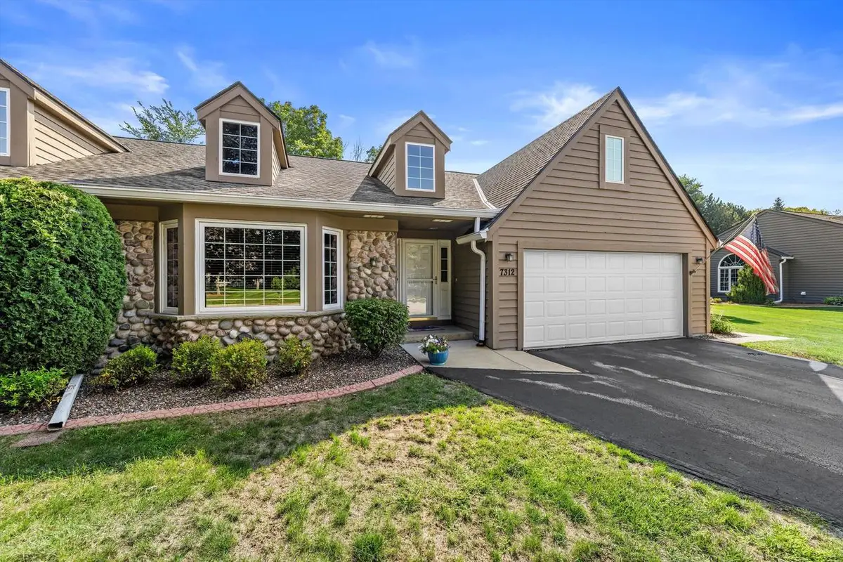 7312 S 77th STREET, Franklin, WI 53132 - #1