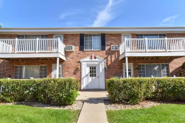 149 Linden LANE #6, Thiensville, WI 53092