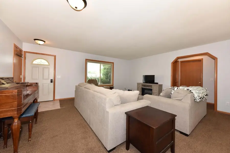 1308 Wolf DRIVE, West Bend, WI 53090 - #2