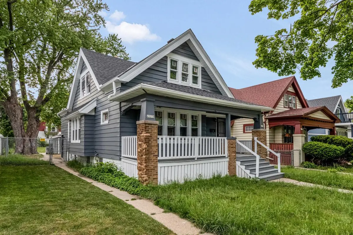 4525 N 28th STREET, Milwaukee, WI 53209 - #1