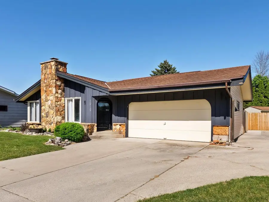 3919 Martin LANE, Two Rivers, WI 54241 - #2
