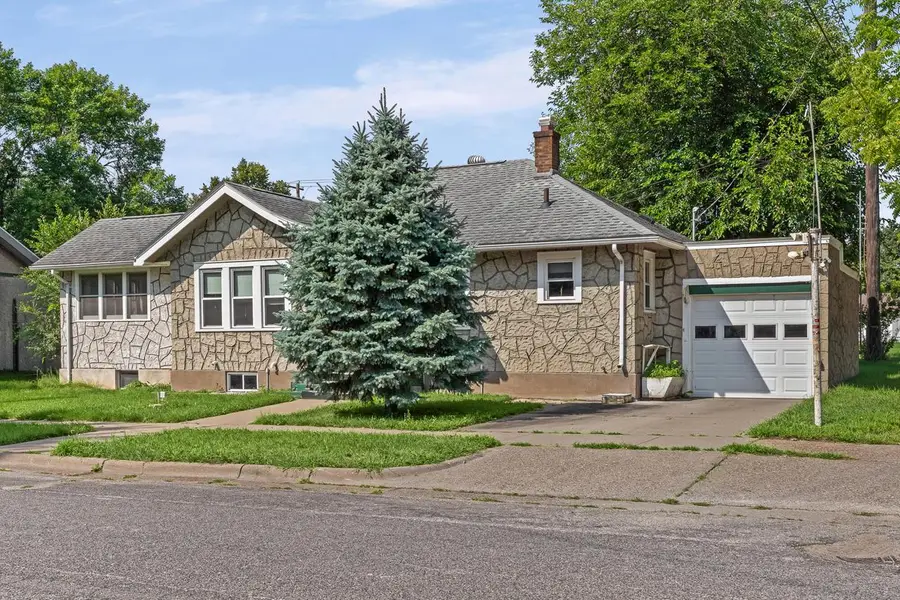 1128 19th STREET S, La Crosse, WI 54601 - #2