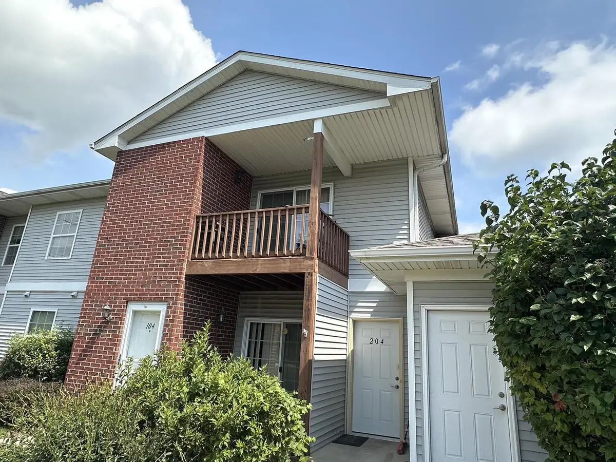 210 E Remer ROAD #204, Elkhorn, WI 53121 - #1