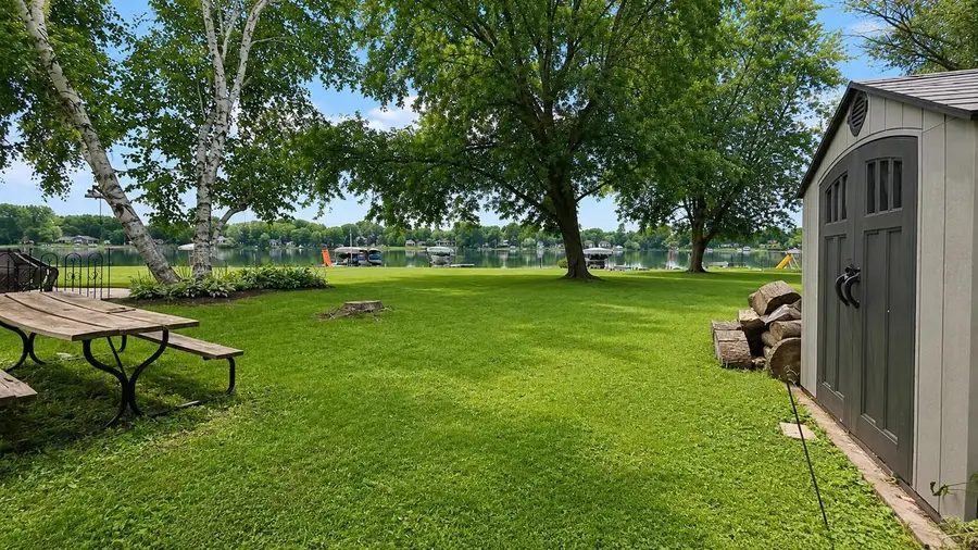 2481 N Wallace Lake DRIVE, West Bend, WI 53090 - #3