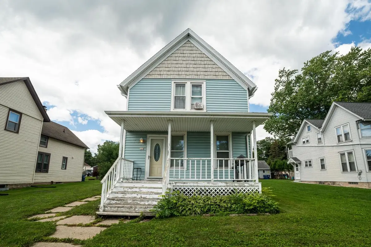 723 N Wisconsin STREET #725, Port Washington, WI 53074 - #1