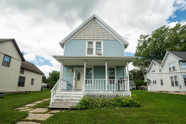 723 N Wisconsin STREET #725, Port Washington, WI 53074