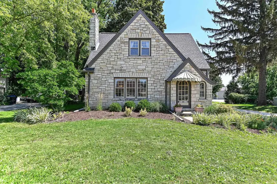 W232N6198 Waukesha AVENUE, Sussex, WI 53089 - #3