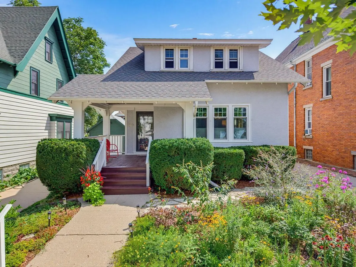 2006 N 48th STREET, Milwaukee, WI 53208 - #1