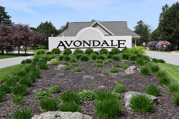 N21W24130 Garden CIRCLE #1 A, Pewaukee, WI 53072