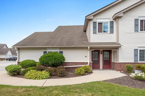 542 Pewaukee ROAD #H, Pewaukee, WI 53072
