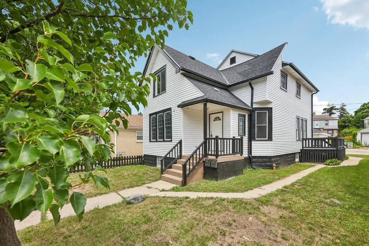 3528 N 87th STREET, Milwaukee, WI 53222 - #1