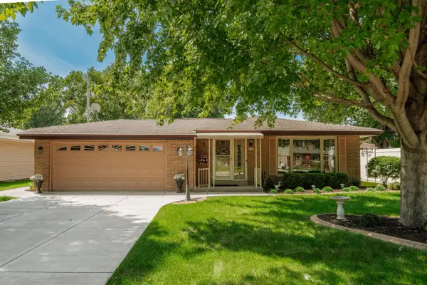 4329 S 49th STREET, Greenfield, WI 53220