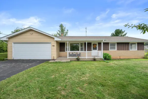 19615 W Coffee ROAD, New Berlin, WI 53146