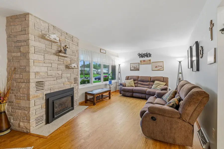 256 S Peters AVENUE, Fond Du Lac, WI 54935 - #2