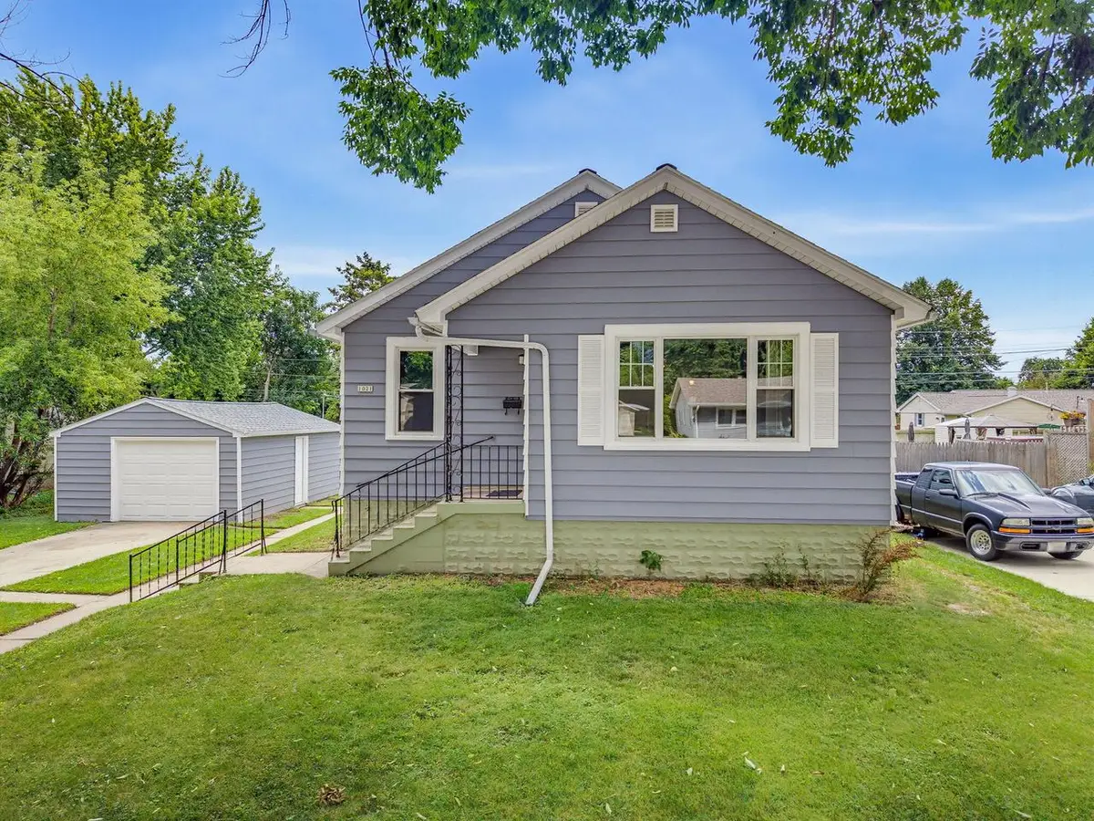 1021 Wilson AVENUE, Sheboygan, WI 53081 - #1