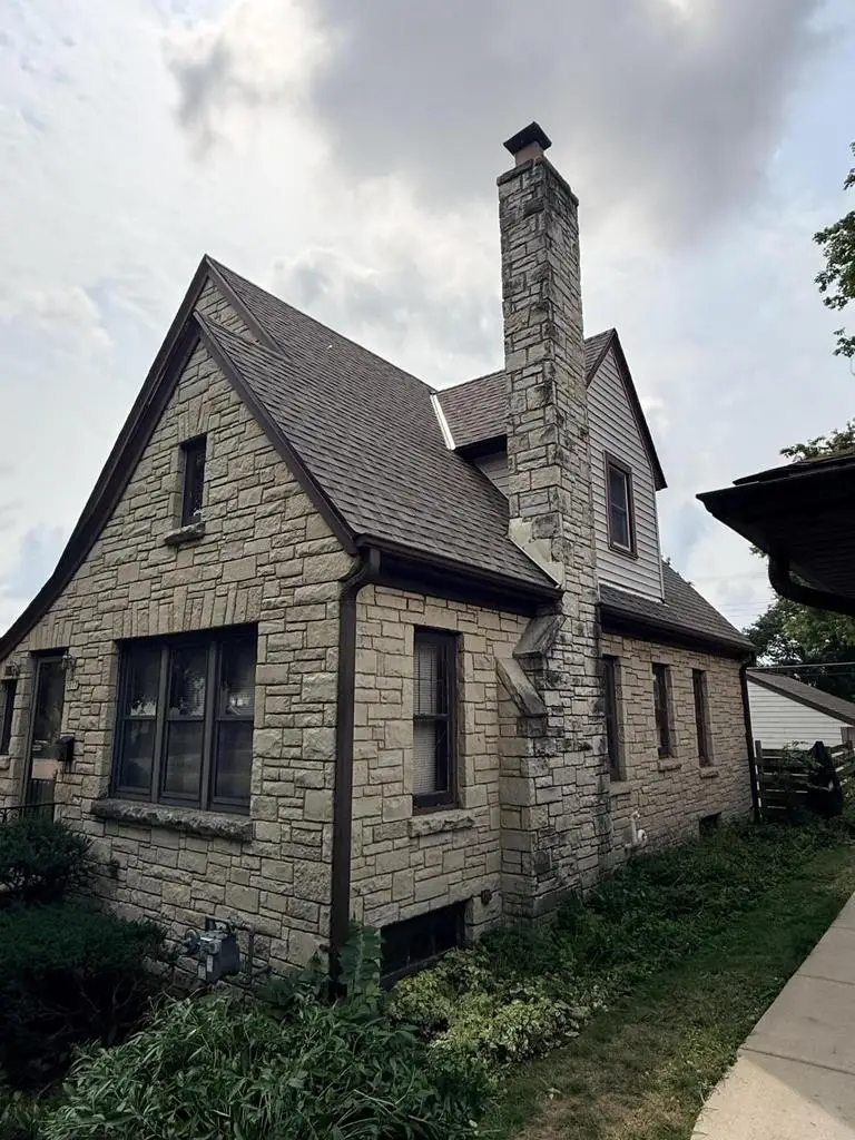 2077 S 107th STREET, Milwaukee, WI 53227 - #2