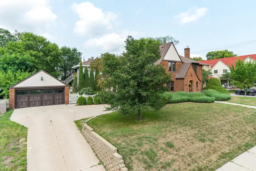1529 Cass STREET #225 8th St S, La Crosse, WI 54601 - #3