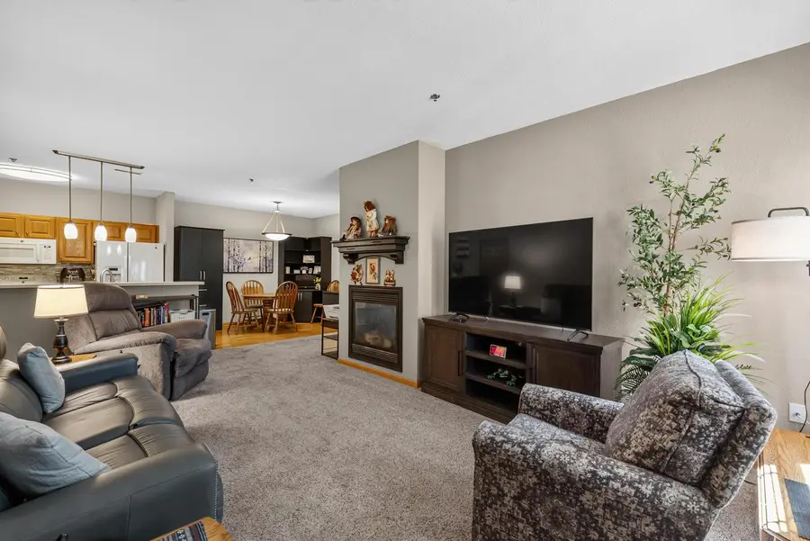 460 N Silverbrook DRIVE ##103, West Bend, WI 53090 - #2