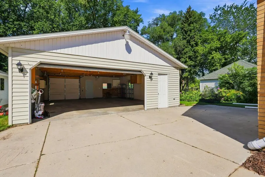 1004 N 37th STREET, Sheboygan, WI 53081 - #3