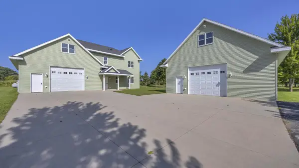W4231 Laurel LANE, Fond Du Lac, WI 54937