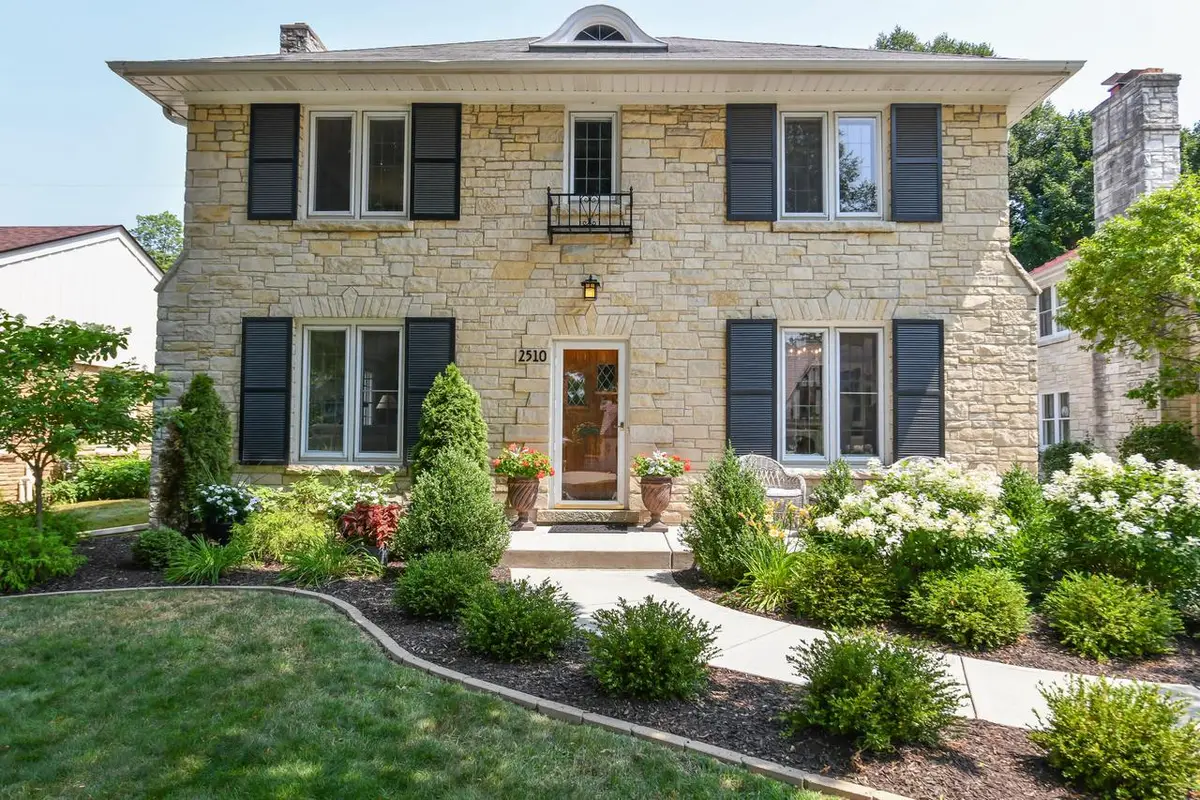 2510 N Harding BOULEVARD, Wauwatosa, WI 53226 - #1