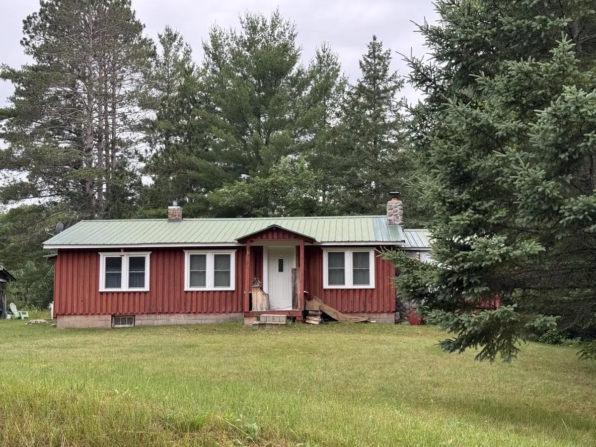 N8725 Caldron Falls ROAD, Crivitz, WI 54114 - #1