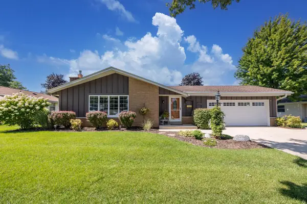 6109 Thornridge LANE, Greendale, WI 53129