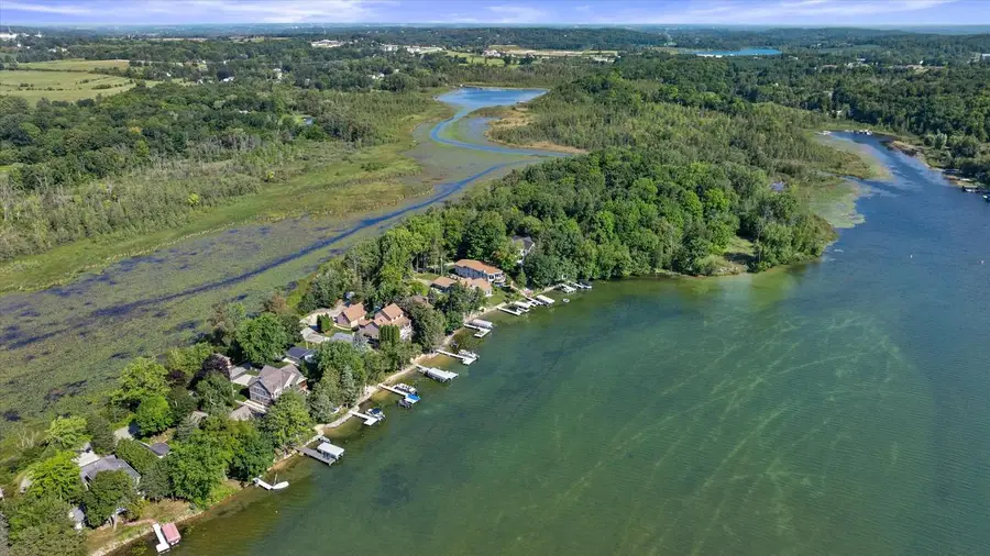 6086 N Lake DRIVE, West Bend, WI 53095 - #3