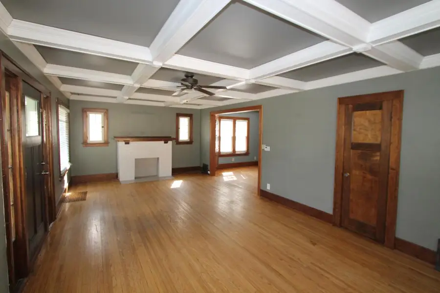 181 Kendall STREET, Burlington, WI 53105 - #2