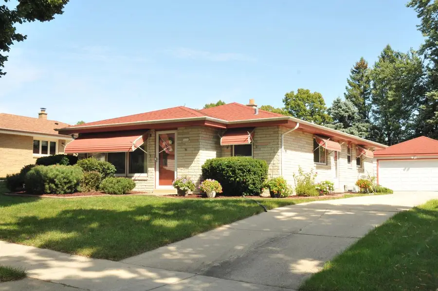 5646 S 30th STREET, Milwaukee, WI 53221 - #3