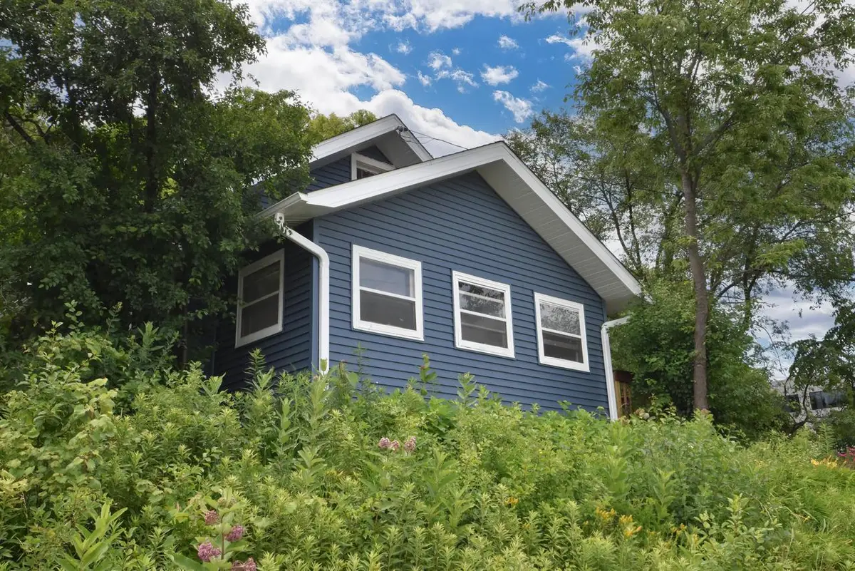 1604 E North STREET, Waukesha, WI 53188 - #1