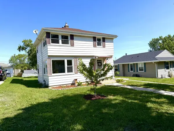 4510 W Tripoli AVENUE, Milwaukee, WI 53220