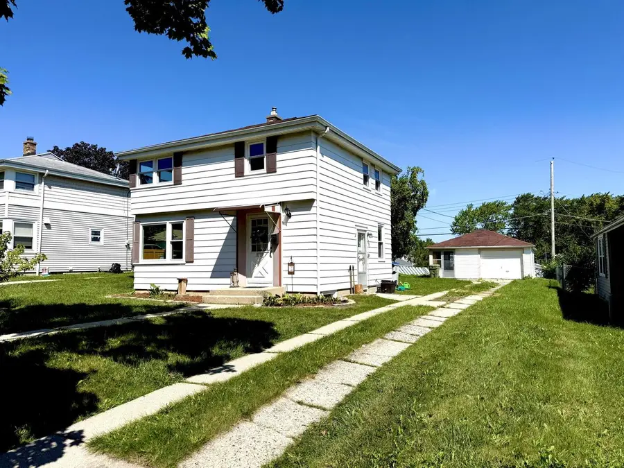 4510 W Tripoli AVENUE, Milwaukee, WI 53220 - #2