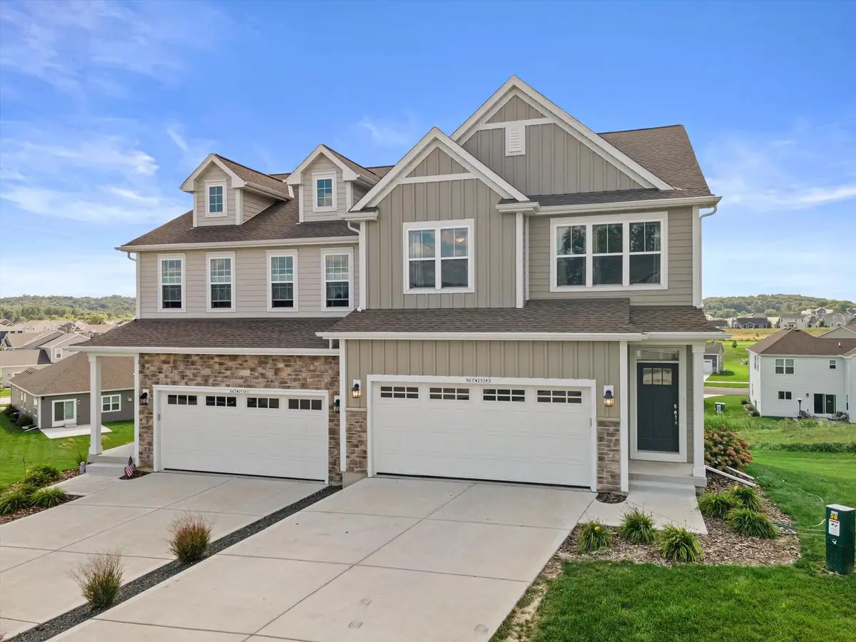 N67W25383 Breckenridge COURT, Sussex, WI 53089 - #1
