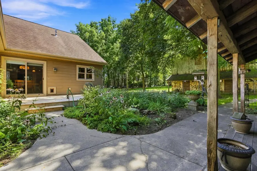 1411 W Washington AVENUE, Cleveland, WI 53015 - #3