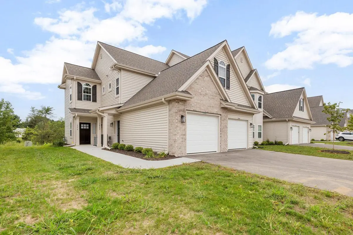 1813 Horseshoe LANE #416-1, Slinger, WI 53086 - #1