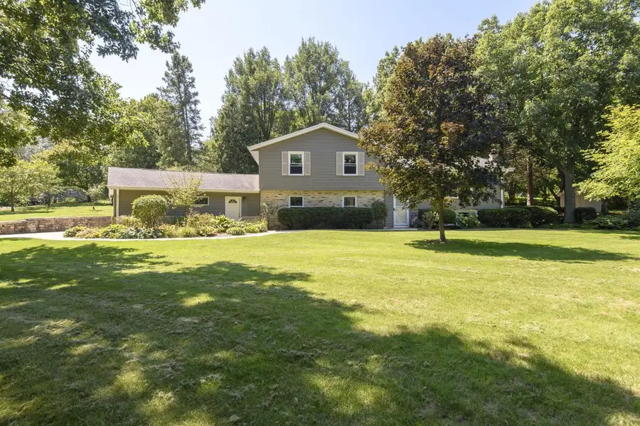 W285S3467 Snow Goose TRAIL, Waukesha, WI 53189 - #3