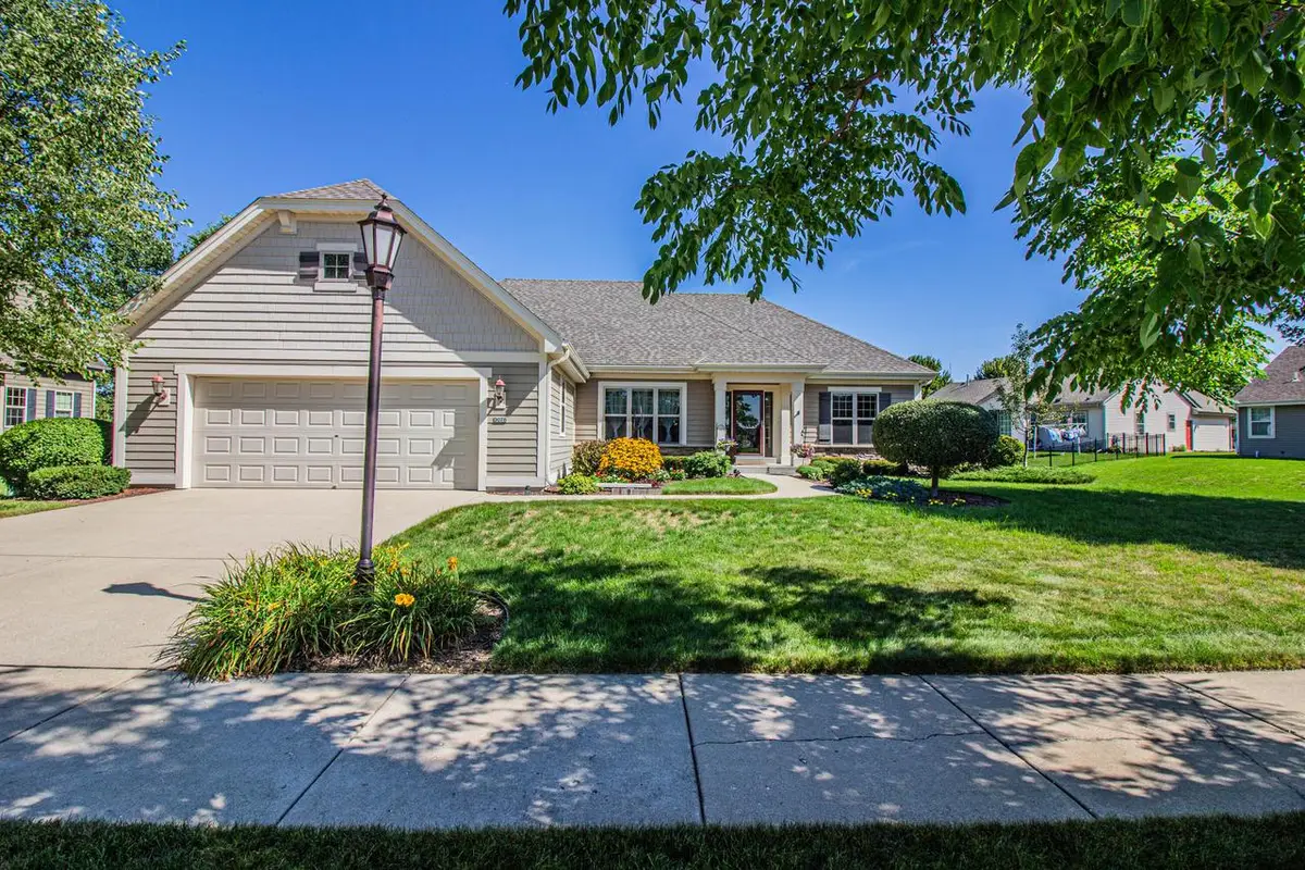 3028 Tanglewood DRIVE, Waukesha, WI 53189 - #1