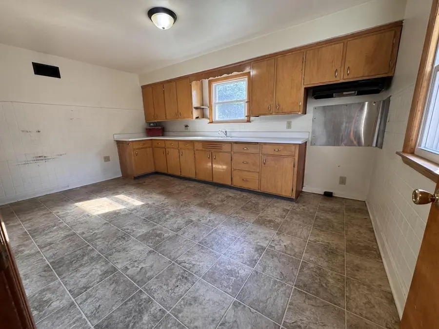 5276 N 60th St STREET, Milwaukee, WI 53218 - #3
