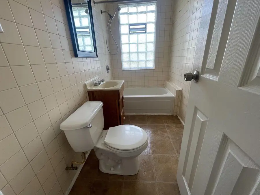 8712-8714 W Mitchell STREET #8714A, West Allis, WI 53214 - #3
