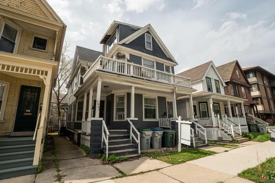 2405-2407 N Frederick AVENUE, Milwaukee, WI 53211 - #2