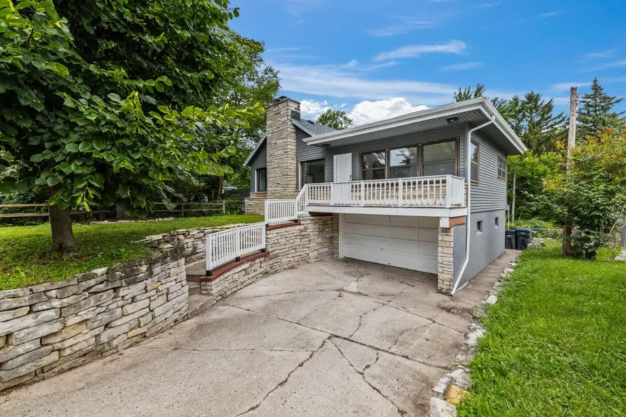 1012 Arcadian AVENUE, Waukesha, WI 53186 - #3