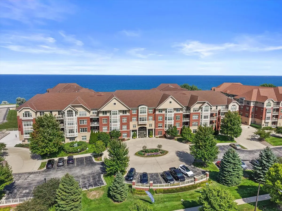 4120 S Lake DRIVE #265, Saint Francis, WI 53235 - #1