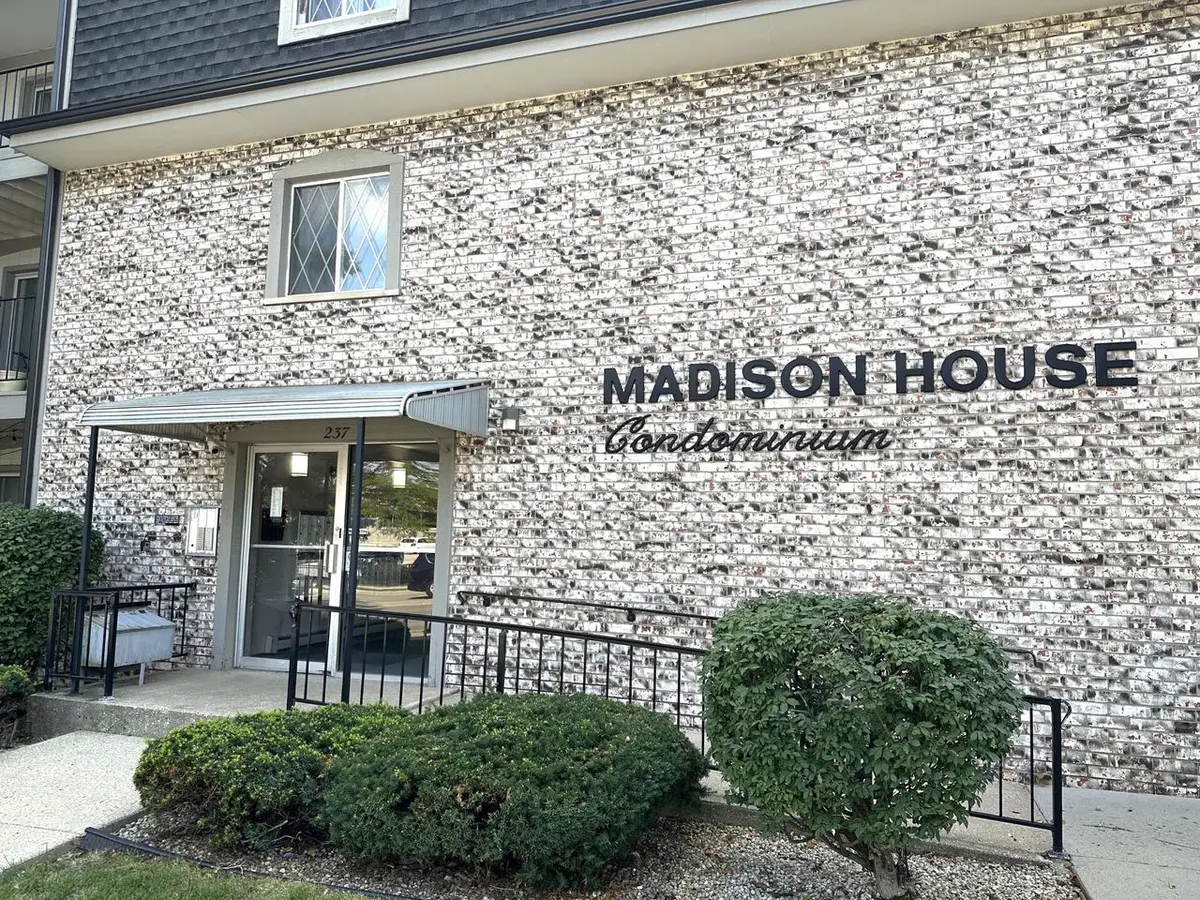 237 Madison STREET #55, Waukesha, WI 53188 - #1