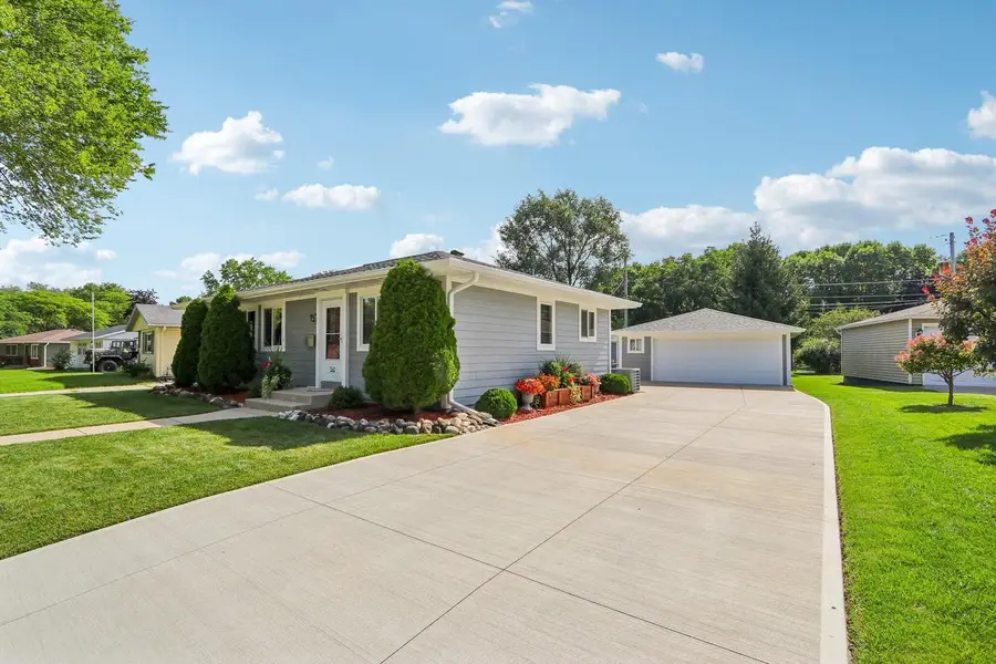 341 Joris AVENUE, Waukesha, WI 53188 - #3