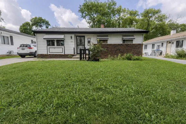 1943 W Kneeland STREET, Milwaukee, WI 53205